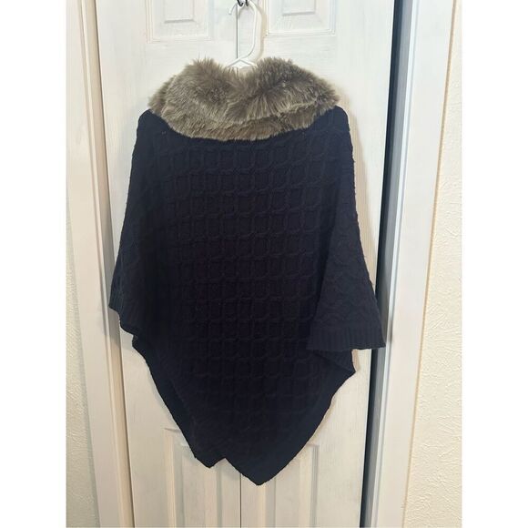 Talbots Women's Knit Faux Fur Collar Poncho Cape Sweater Indigo Blue Size M/L - Picture 6 of 9